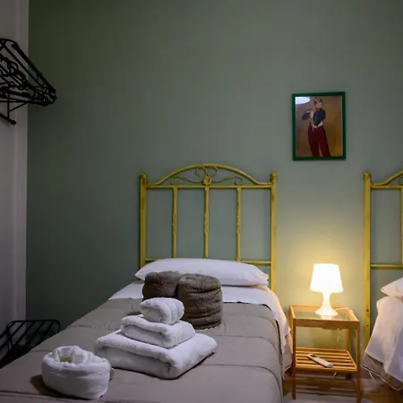 ベッド・アンド・ブレックファスト Mirose's 39 カステルブオーノ